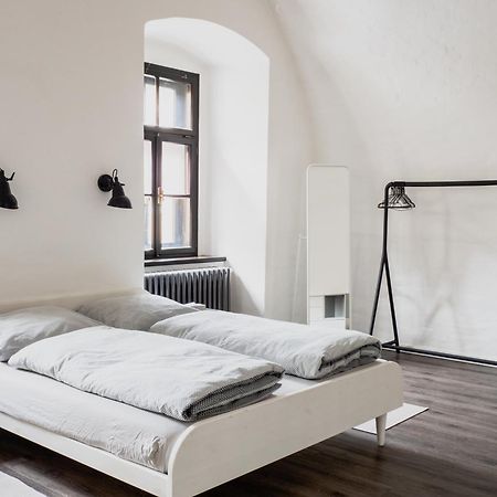 Long Story Short Hostel&Café Olomouc Esterno foto